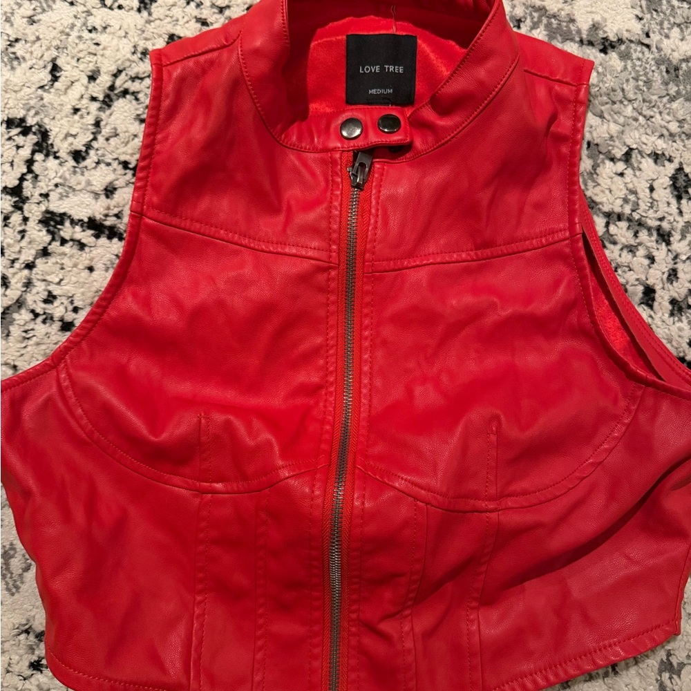 Love Tree Red Faux Leather Zip Front Vest size medium